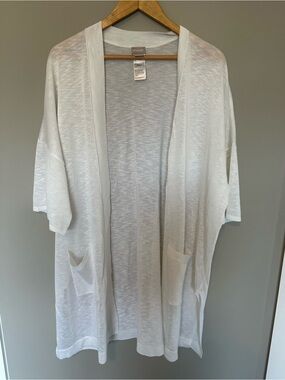 Chico's White Open-Front Lightweight Pocket Cardigan